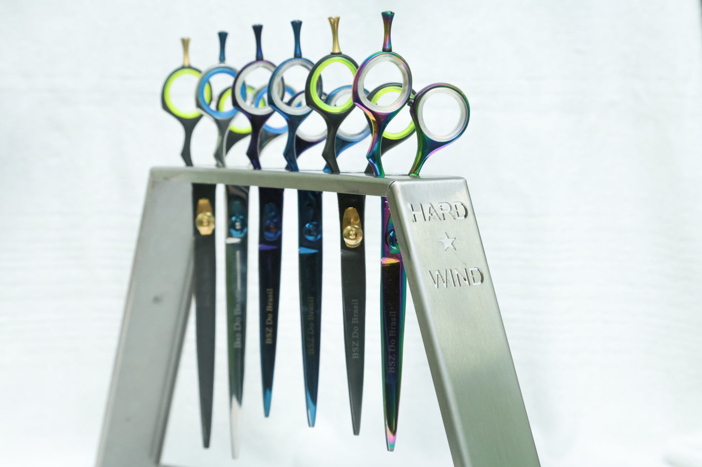 Suporte para tesoura de mesa